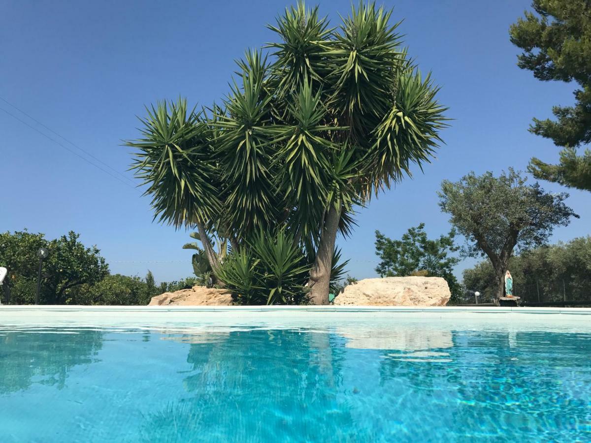 Villa Rosa - Ai Piedi Dell'Etna Brucoli Exteriör bild