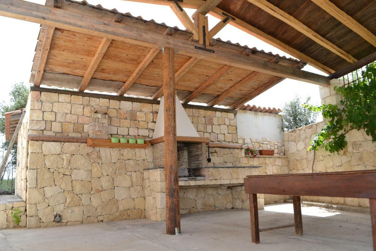 Villa Rosa - Ai Piedi Dell'Etna Brucoli Exteriör bild